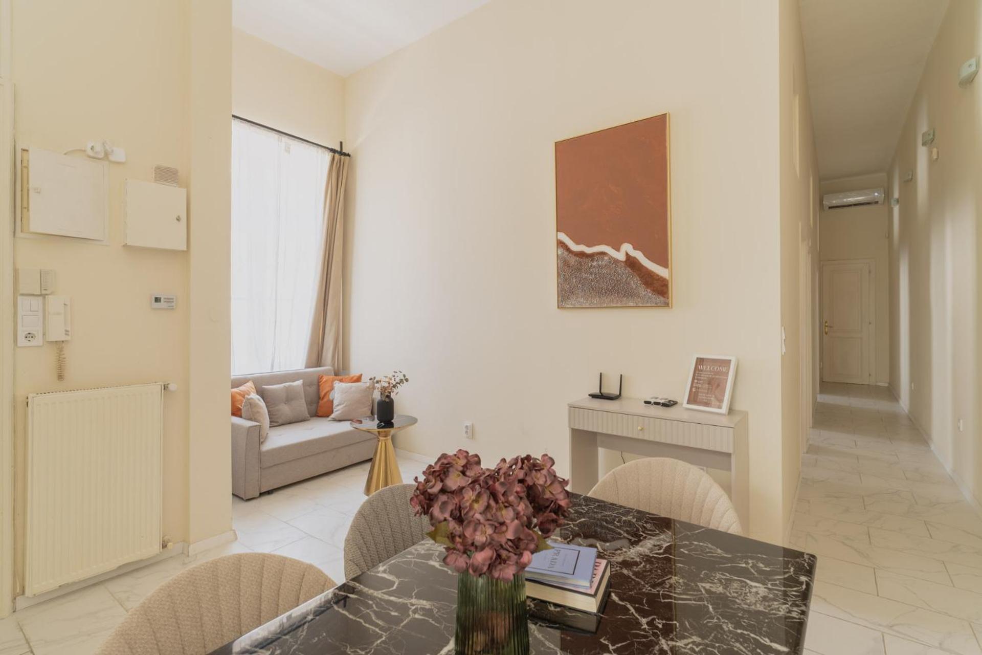 Cozy Boulevard Apartment In The Heart Of บูดาเปสต์ ภายนอก รูปภาพ